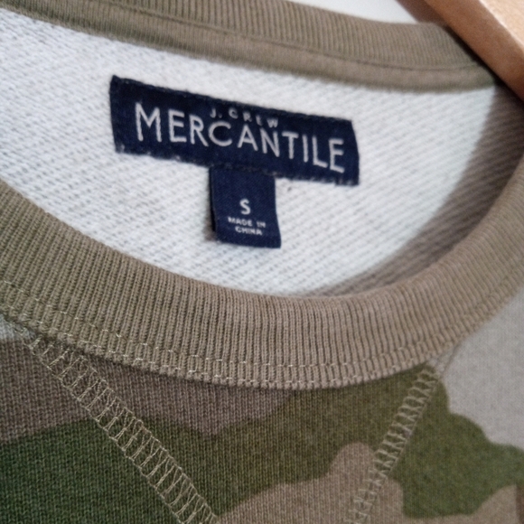 J Crew Mercantile crew neck Camouflage sweatshirt EUC women size small - Picture 3 of 5